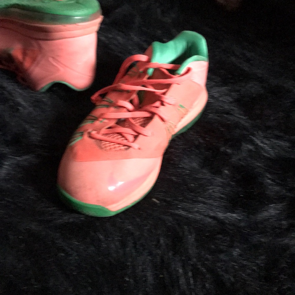 Lebron watermelons - Picture 4 of 5